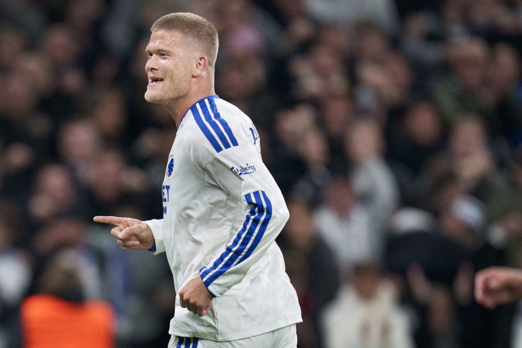 Andreas Cornelius scorer til 2-0 for FCK under Conference League-kampen mod SC Braga den 15. oktober 2026.