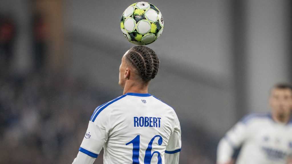 Robert Silva i aktion for FCK