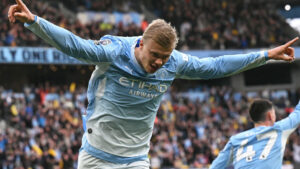 Erling Haaland jubler.