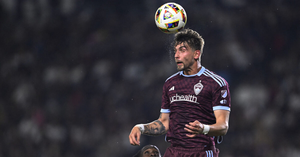 Skulle Maxsø ikke til BIF? Sådan blev det FCM i stedet Oct 26, 2024; Carson, California, USA; Colorado Rapids defender Andreas Maxsø (5) heads the ball in the second half against the Los Angeles Galaxy in a 2024 MLS Cup Playoffs Round One match at Dignity Health Sports Park. Mandatory Credit: Alex Gallardo-Imagn Images