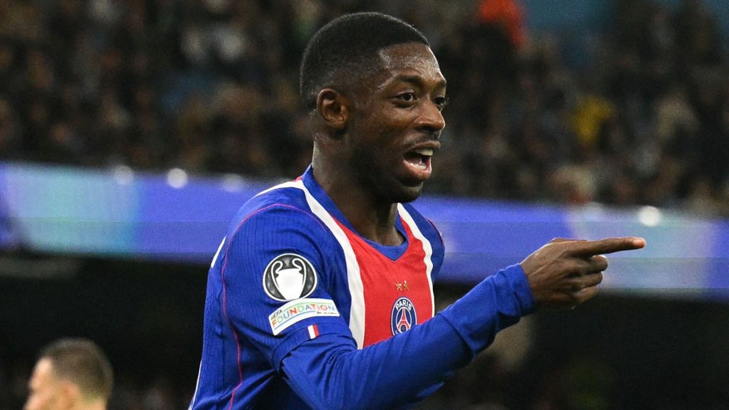 Dembele fejrer en scoring mod Manchester City