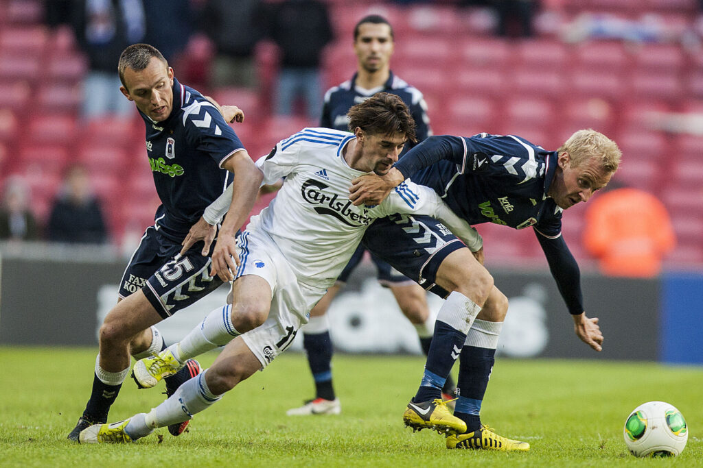 Cesar Santin i kamp for FCK