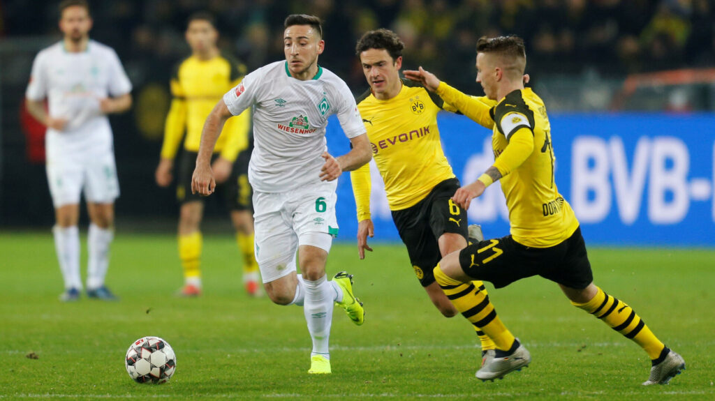 Kevin Möhwald i kamp for Werder Bremen.