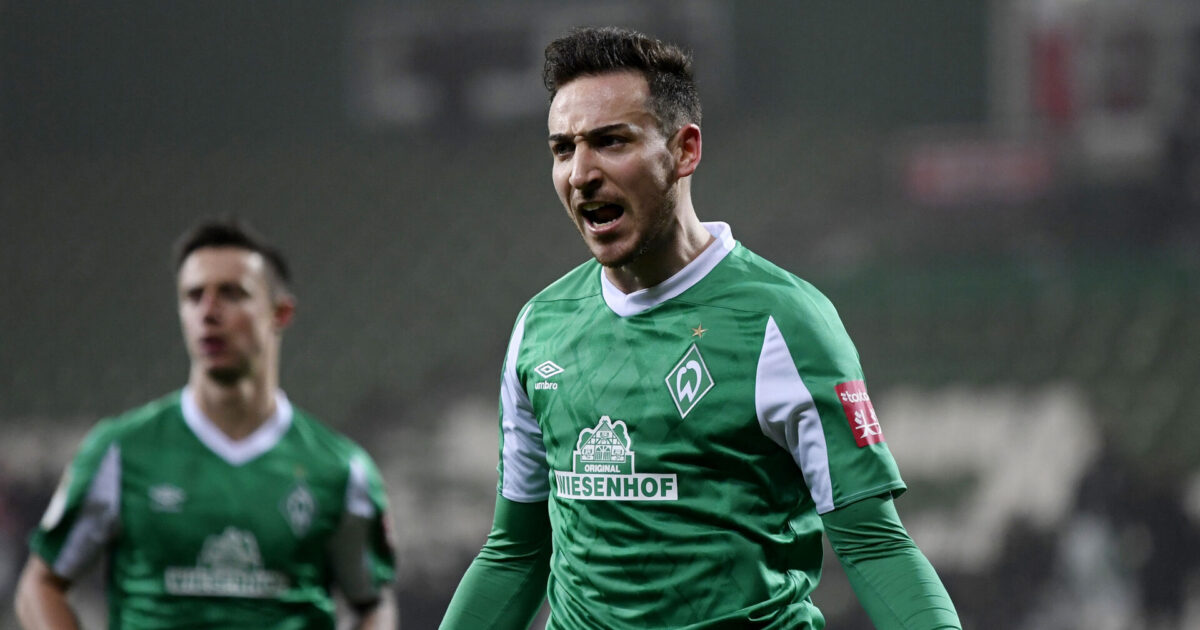 Var på prøve i SL-klub: Tidligere Bundesliga-spiller rejser videre Foto: photographs as image sequences and