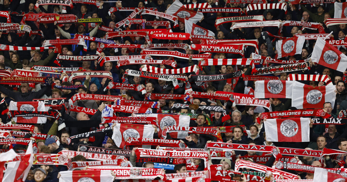 Heksekedel i Herning? Ajax-fans strømmer til heden Foto: Piroschka Van De Wouw/REUTERS