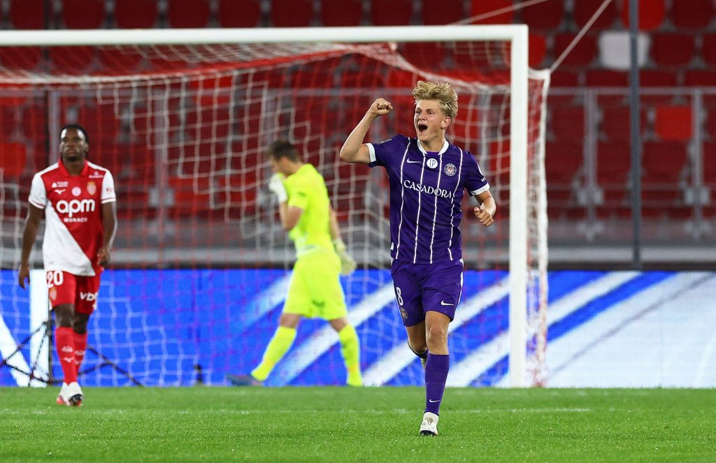 Thomas Jørgensen jubler efter scoring for Toulouse i Ligeu 1-kampen mod Monaco den 10. oktober 2026.
