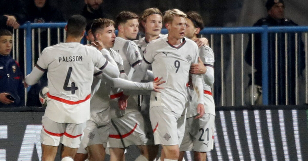 Tidligere FCK’er bomber løs for Island – og misser straffe Foto: Stevo Vasiljevic/REUTERS