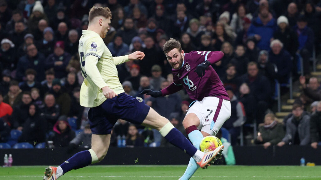 Jacob Bruun Larsen for Burnley