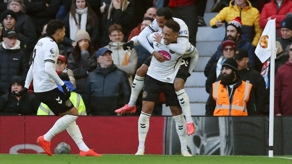 Bournemouth fejrer en scoring på Old Trafford
