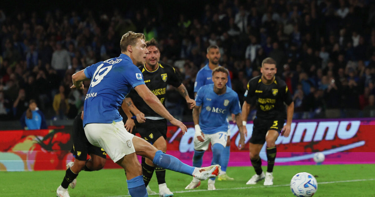 De Bruyne redder Højlund efter rædderligt straffe Foto: Ciro De Luca/REUTERS