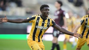 Bimpong fejrer en af sine to scoringer mod Sønderjyske