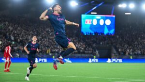 Gianni Stensness for Viking FK mod Bayern München