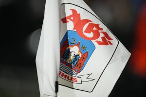 Et billede af et AGF-hjørneflag.